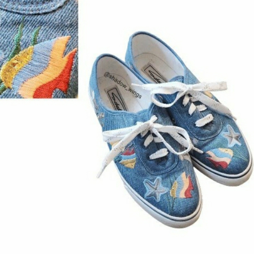 Vintage 1997 Sebastino Pisces Nautical Embroidered Denim Sneakers Size 9